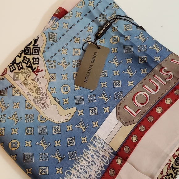Louis Vuitton LV Blue Silk Monogram World Map Shawl Wrap Scarf Very Big - Picture 10 of 10